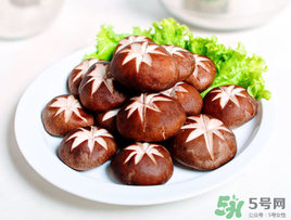 干香菇和鮮香菇的區(qū)別？干香菇和鮮香菇哪個(gè)好？