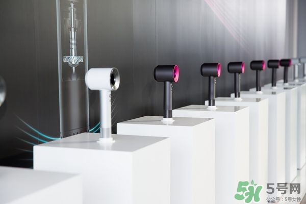 dyson吹風(fēng)機(jī)怎么用？戴森吹風(fēng)機(jī)使用方法
