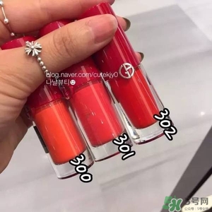 阿瑪尼小胖丁唇釉哪個色最火？阿瑪尼小胖丁唇釉保留了紅管的哪個色？
