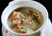 排骨可以和什么一起燉湯？排骨和什么一起燉好吃？