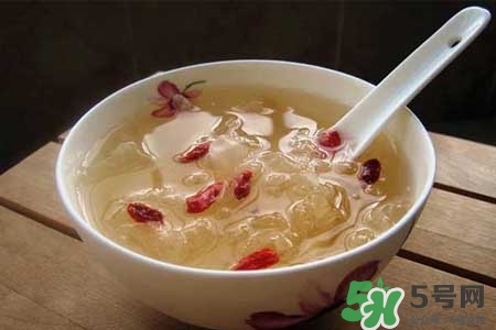 銀耳紅棗湯能天天吃嗎？銀耳紅棗湯每天吃有什么好處？