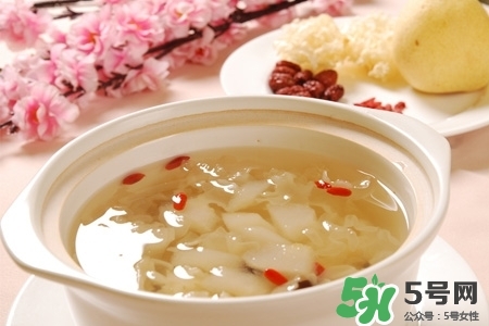 喝銀耳紅棗湯對身體好嗎？長期吃銀耳紅棗湯有什么好處？