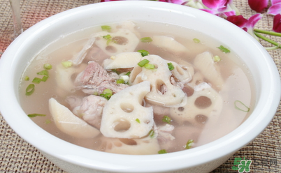 排骨湯可以隔夜喝嗎？隔夜的排骨湯還能喝嗎？