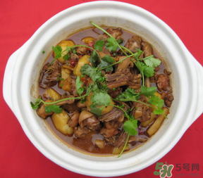 鴨肉可以和土豆一起煮嗎？鴨肉和土豆能一起吃嗎？