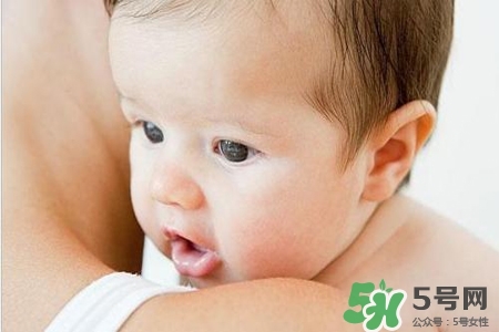 父母個子不高孩子能長高嗎？父母都矮孩子一定矮嗎？