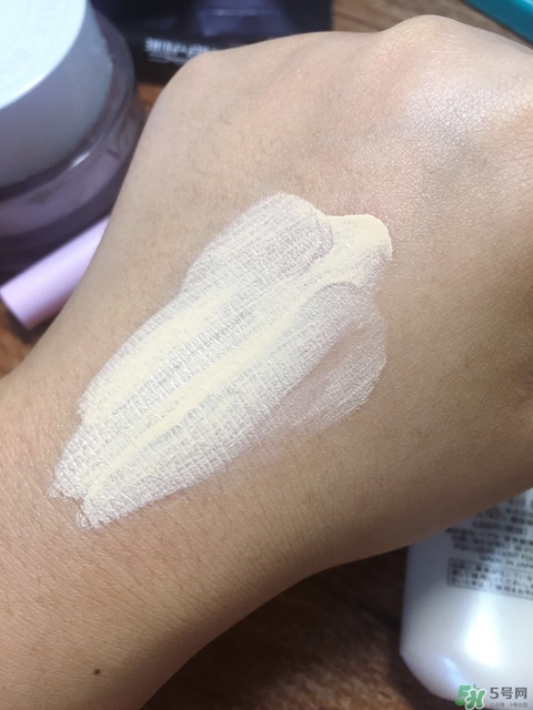 ipsa光透輕盈粉底液怎么樣? ipsa光透輕盈粉底液怎么樣?