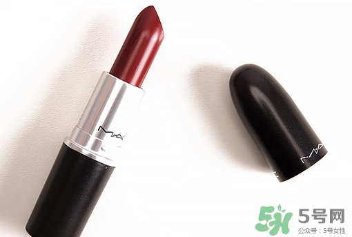 復古紅口紅適合什么人？復古紅適合什么膚色？