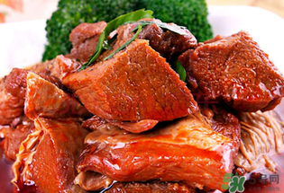 吃完牛肉可以吃柿子嗎？牛肉和柿子能一起吃嗎？
