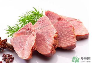吃完牛肉可以喝牛奶嗎？牛肉和牛奶可以一起吃嗎？