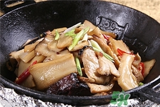 雞腿菇的營養(yǎng)價值 雞腿菇的功效與作用 雞腿菇的營養(yǎng)價值 雞腿菇的功效與作用