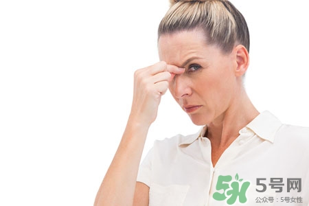 女人血?dú)獠蛔愕谋憩F(xiàn)有哪些？女人血?dú)獠蛔阍趺崔k？