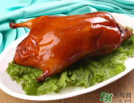 ?烤鴨和柿子能一起吃嗎？吃完烤鴨能吃柿子嗎？