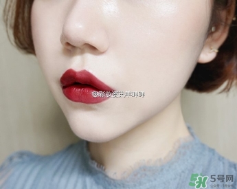 磚紅色是什么顏色？磚紅色口紅試色