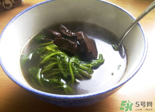 豬血和菠菜能一起吃嗎？豬血菠菜湯怎么做好吃？