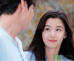 人魚色口紅什么牌子好？人魚色口紅推薦