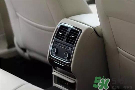 冬天車里暖氣耗油嗎？汽車冬天開暖風費油嗎？