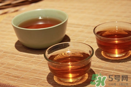 冬天喝菊花茶好嗎？冬天喝菊花茶加枸杞好嗎？