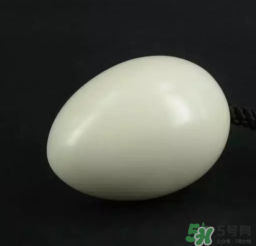 熟雞蛋滾臉有什么好處？熟雞蛋滾臉能吸毒素嗎？