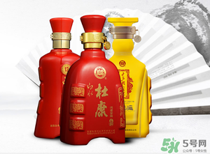白酒可以帶上飛機嗎？飛機可以托運白酒嗎？