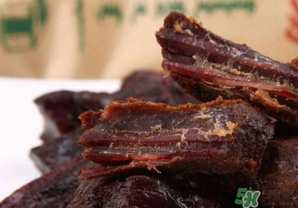 牛肉干的營養(yǎng)價(jià)值 牛肉干的功效與作用 牛肉干的營養(yǎng)價(jià)值 牛肉干的功效與作用