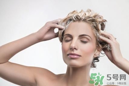 產(chǎn)后可以洗頭嗎？產(chǎn)后多久可以洗頭發(fā)？
