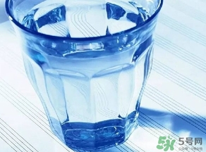 鹽水洗鼻多久見效？鹽水洗鼻一次洗多久？