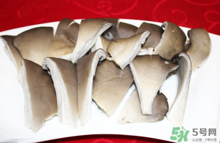 坐月子能吃平菇嗎？坐月子能不能吃平菇？
