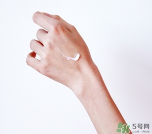 赫蓮娜綠寶瓶面霜多少錢？赫蓮娜綠寶瓶面霜價格