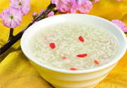 米酒能下奶嗎？產(chǎn)婦喝米酒能下奶嗎？