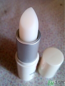 綠色農(nóng)場唇膏多少錢?綠色農(nóng)場唇膏專柜價格 綠色農(nóng)場唇膏多少錢?綠色農(nóng)場唇膏專柜價格