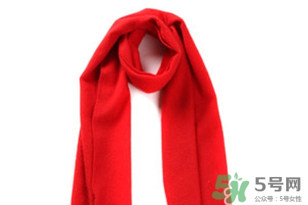 羊絨圍巾怎么清洗？羊絨圍巾的洗滌方法