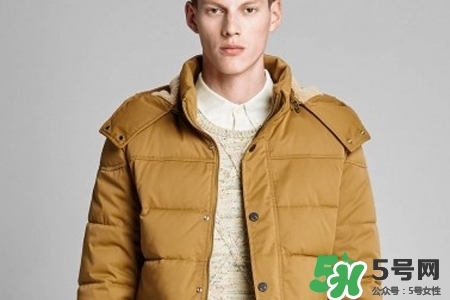 羽絨服洗完后毛不均勻怎么辦？羽絨服洗完后結(jié)塊怎么辦？