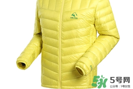 滾筒洗衣機(jī)能洗羽絨服嗎？滾筒洗衣機(jī)甩干羽絨服會(huì)爆炸嗎？