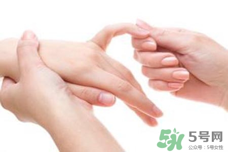 冬天洗衣服手冷怎么辦？教你洗衣不傷手的6妙招