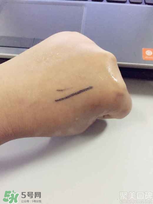 forencos眼線筆怎么用？forencos眼線筆使用方法