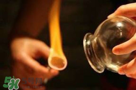 拔罐后皮膚發(fā)癢是怎么回事？拔罐后為什么皮膚會(huì)癢？
