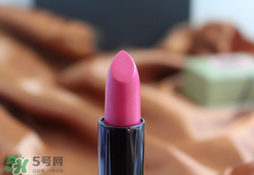 km唇膏孕婦可以用嗎？km唇膏好不好？