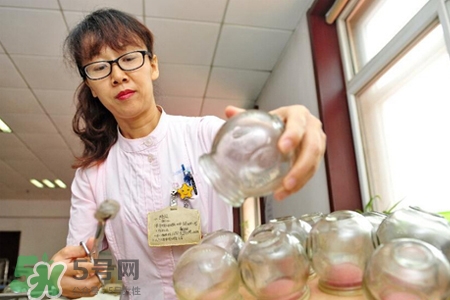 拔罐后可以喝酒嗎？拔罐后多久能喝酒？