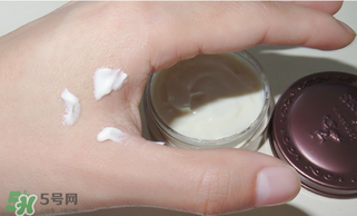 思親膚眼霜怎么樣？skin food眼霜適合年齡