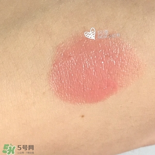 美寶蓮好氣色輕唇膏哪個(gè)顏色好看？美寶蓮好氣色輕唇膏試色