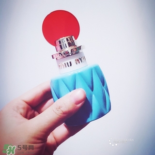 miumiu香水怎么打開？miumiu繆繆香水怎么用？