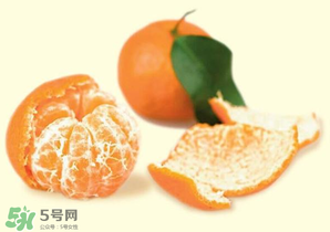 新鮮橘子皮能泡水喝嗎？新鮮橘子皮泡水喝的功效