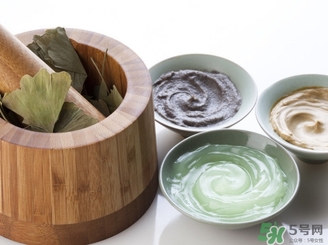 臉上脫皮可以敷面膜嗎？臉上脫皮敷什么面膜好？