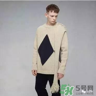 孔劉穿的什么衣服？孔劉衣服同款