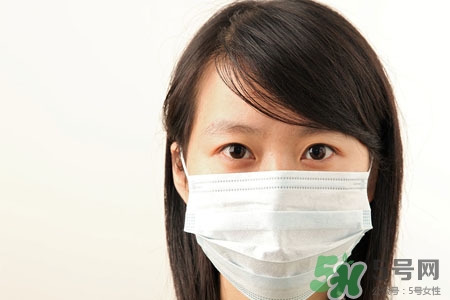 口臭會(huì)遺傳給孩子嗎？口臭會(huì)傳染給孩子嗎？