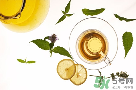 口含茶葉能治口臭嗎？口含茶葉有什么作用？