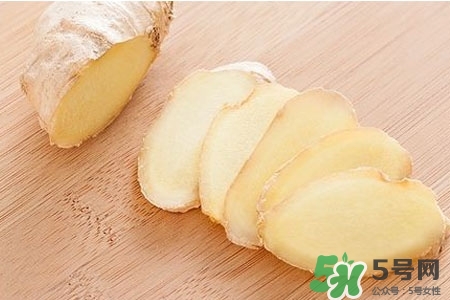 口含生姜片止咳嗎？姜治咳嗽嘔吐小秘方