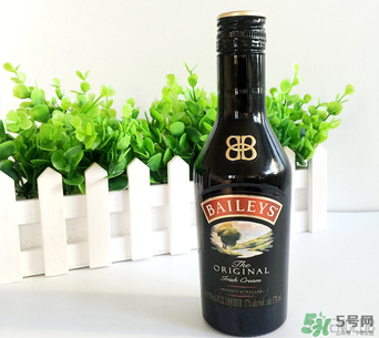 女生適合喝什么酒？什么酒適合女生喝？