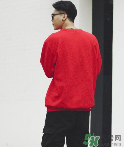 過(guò)年男生穿什么衣服？過(guò)年男生穿衣搭配