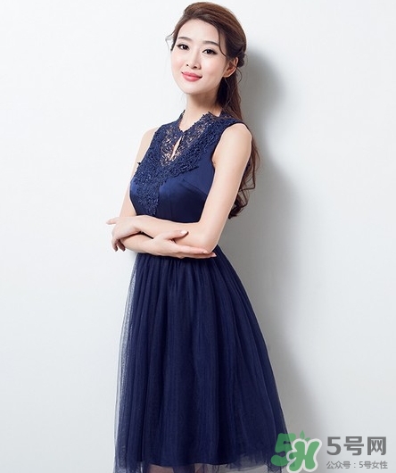年會(huì)要穿禮服嗎？年會(huì)禮服搭配